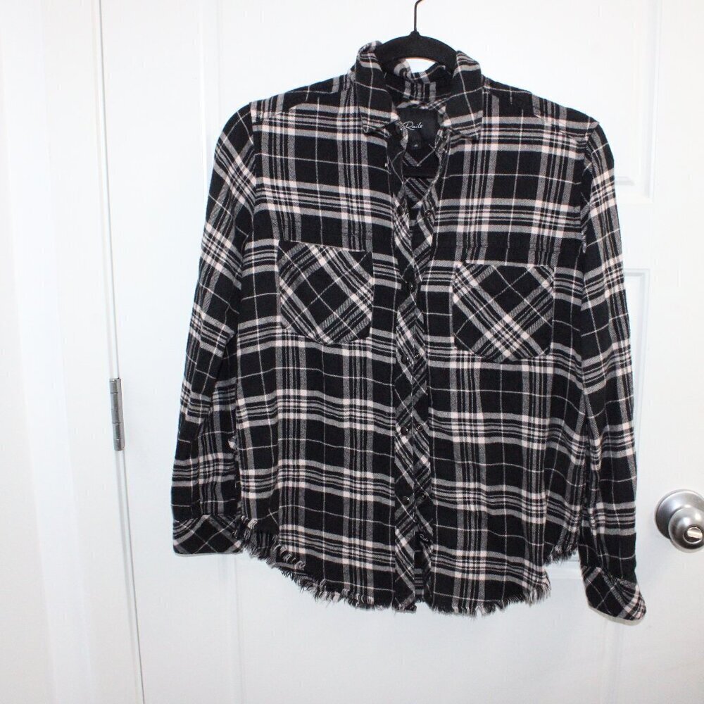 Rails Long Sleeve Button Down Shirt XSmall Leo Onyx Peach‎ Raw Hem